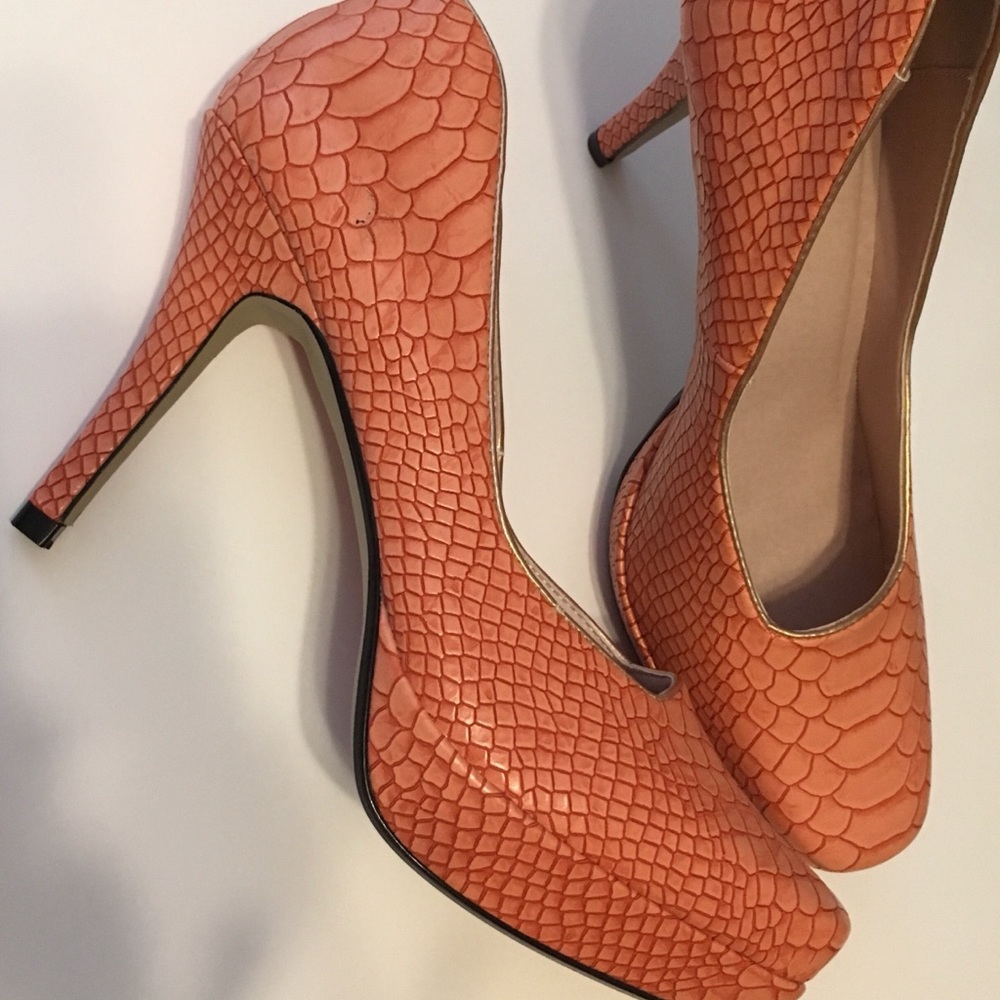 🛑SOLD 🛑 BELLINI | 4.5 inches 👠